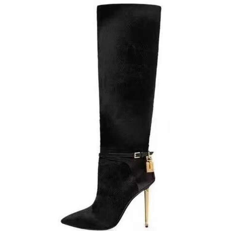 Street Style Metal Lock Pointe - Street Fashion Designers recension och pris