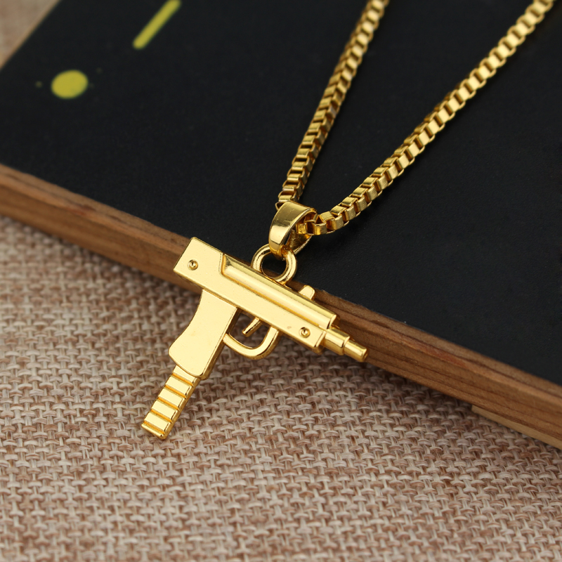 Trendy Uzi Gun Shaped Pendant  - Quirky Street Fashion recension och pris