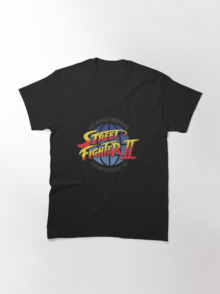 Street Fighter II 92 Logo Prin - Street Fashion Game recension och pris