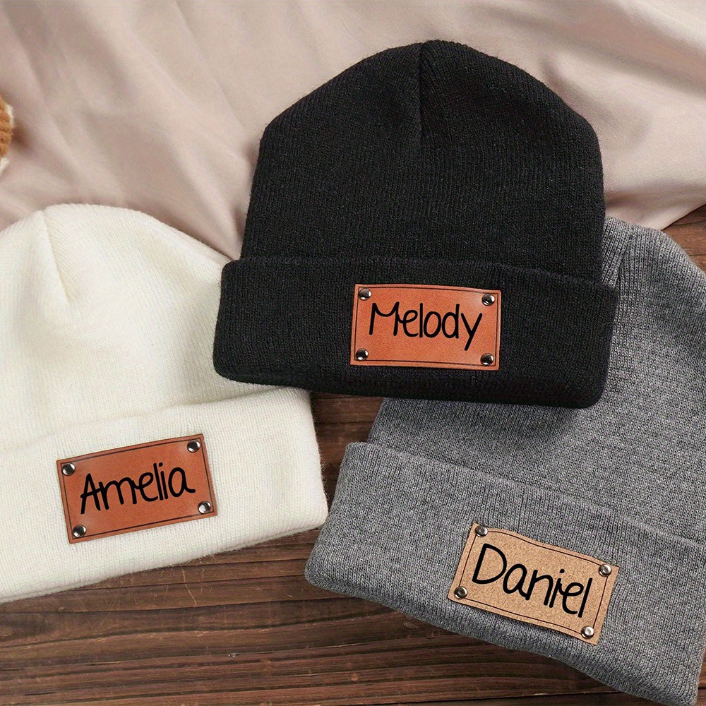 Custom Name Leather Label Knit - Baseball Cap Fitted recension och pris